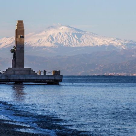 Апартаменты La Casa Di Nausicaa - Vespero Реджо-ди-Калабрия Экстерьер фото